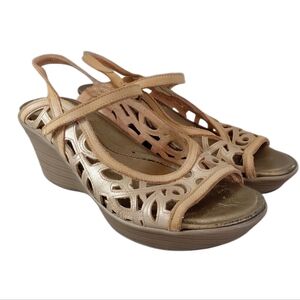 NAOT  Nude Leather Cutout Platform Sandals Women's Size 9